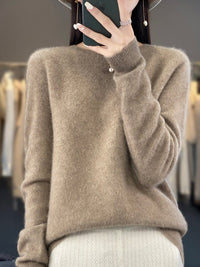 Sweter Damski z Pluszowej Dzianiny — okrągły Dekolt i Luźny Krój